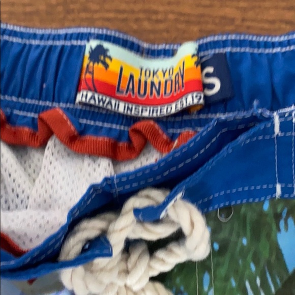 NWOT trunks - Picture 4 of 5